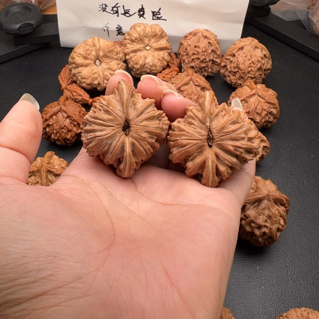 文玩核桃把件四座楼