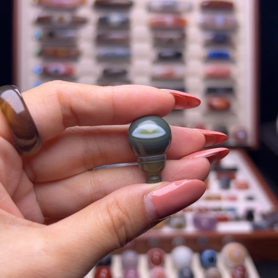 妖***奇玛瑙/玉髓未镶嵌颈饰