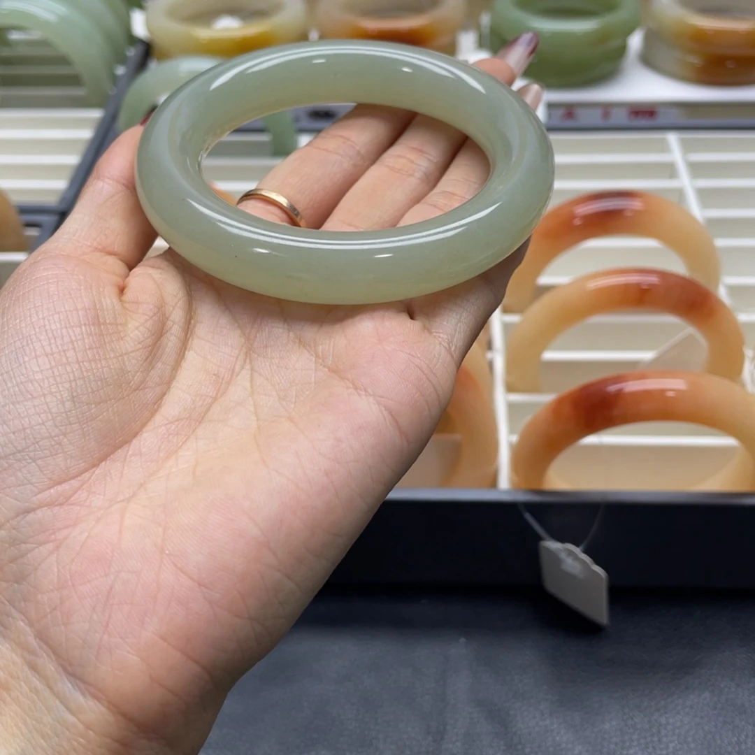 石英质玉手镯未镶嵌/*L