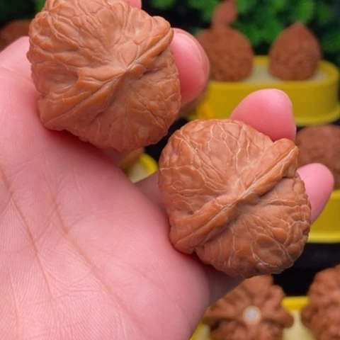 她****鼓舍利子38.5全品1111111