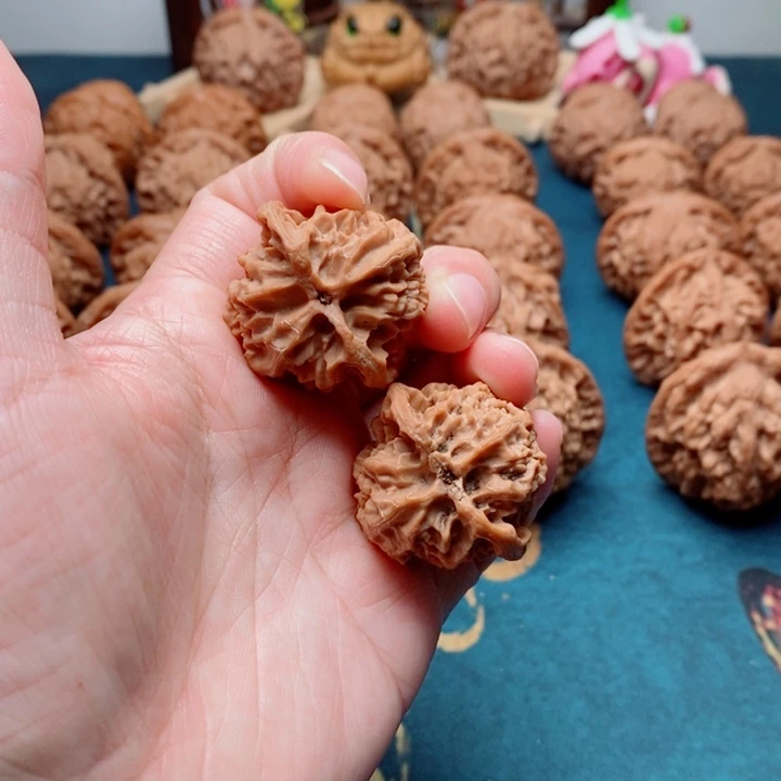 文玩核桃把件苹果园33