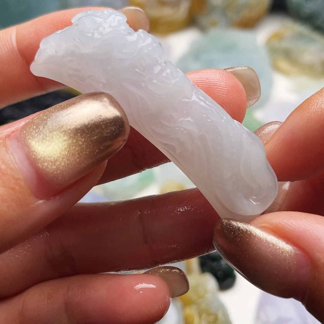 未镶嵌定制翡翠天然
