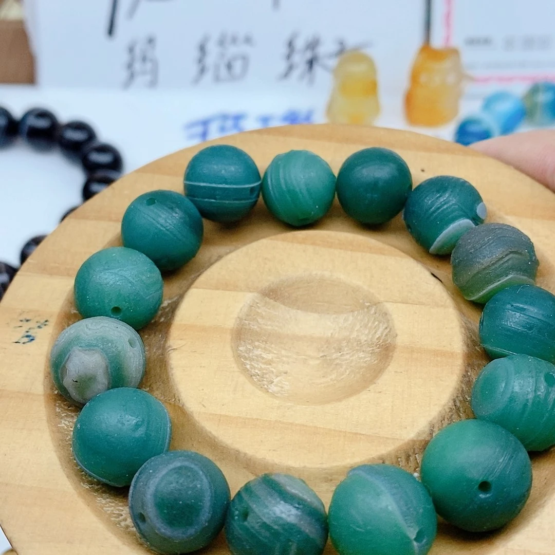 合金颈饰玛瑙/玉髓狼*腾