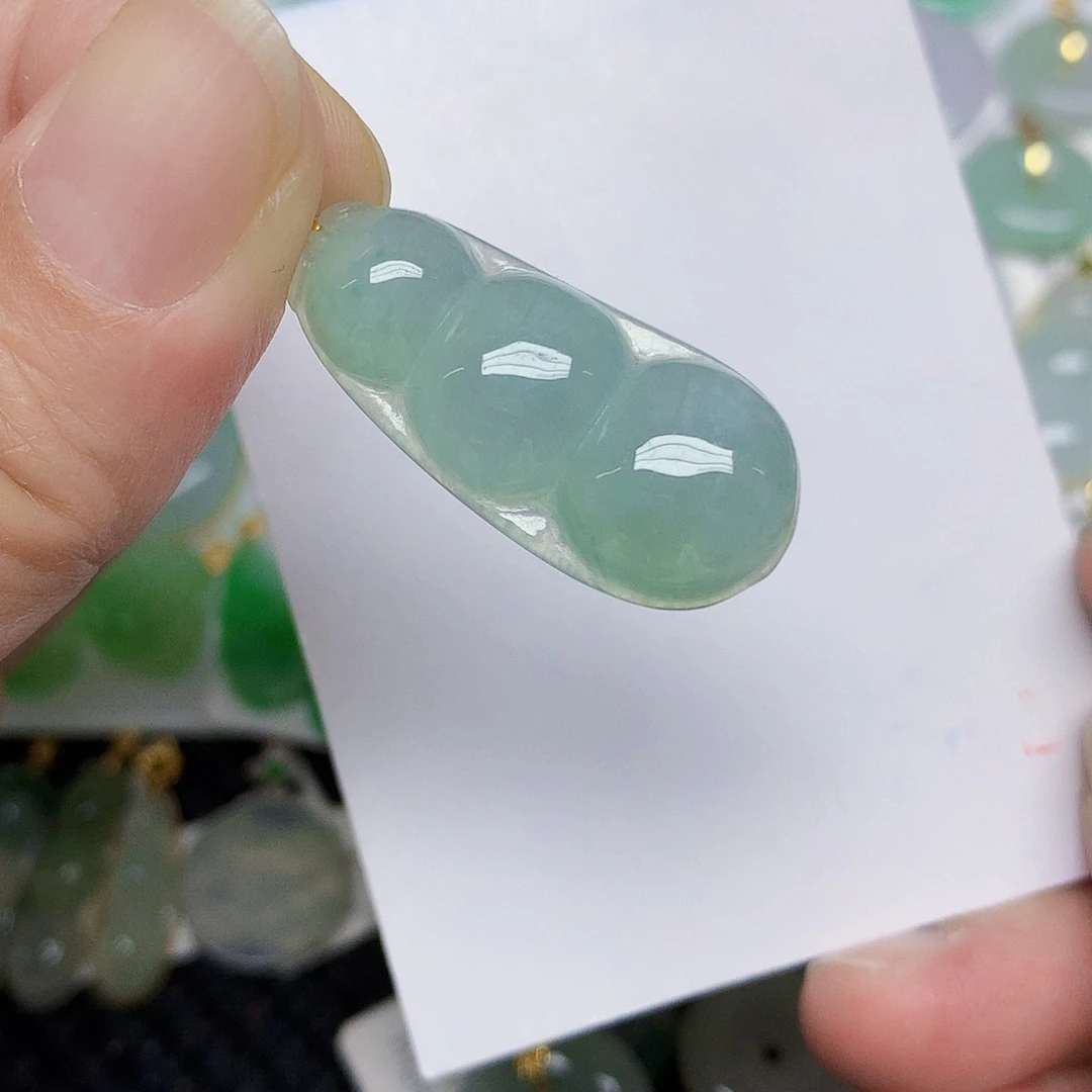 翡翠18K金镶嵌颈饰3577887