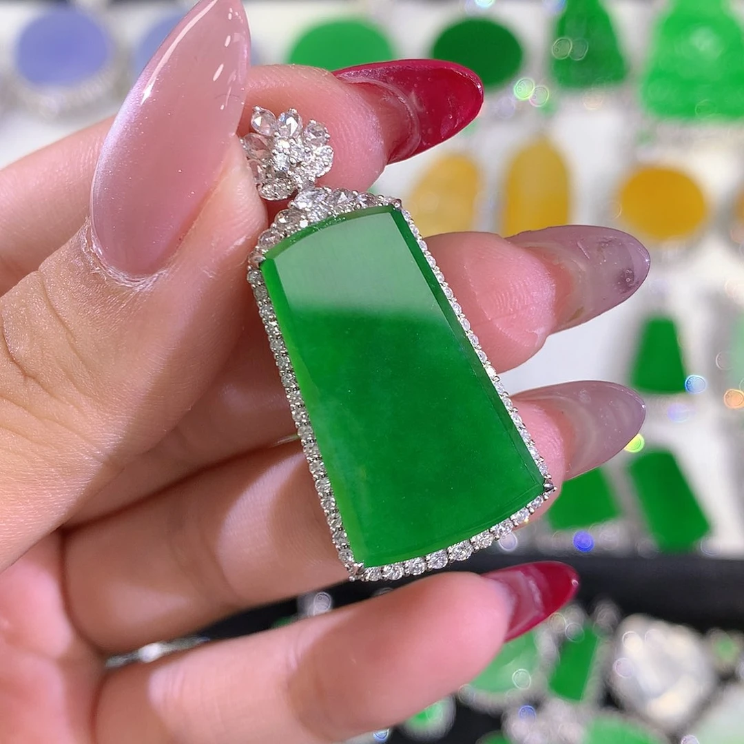 翡翠颈饰18K金镶嵌11111111111