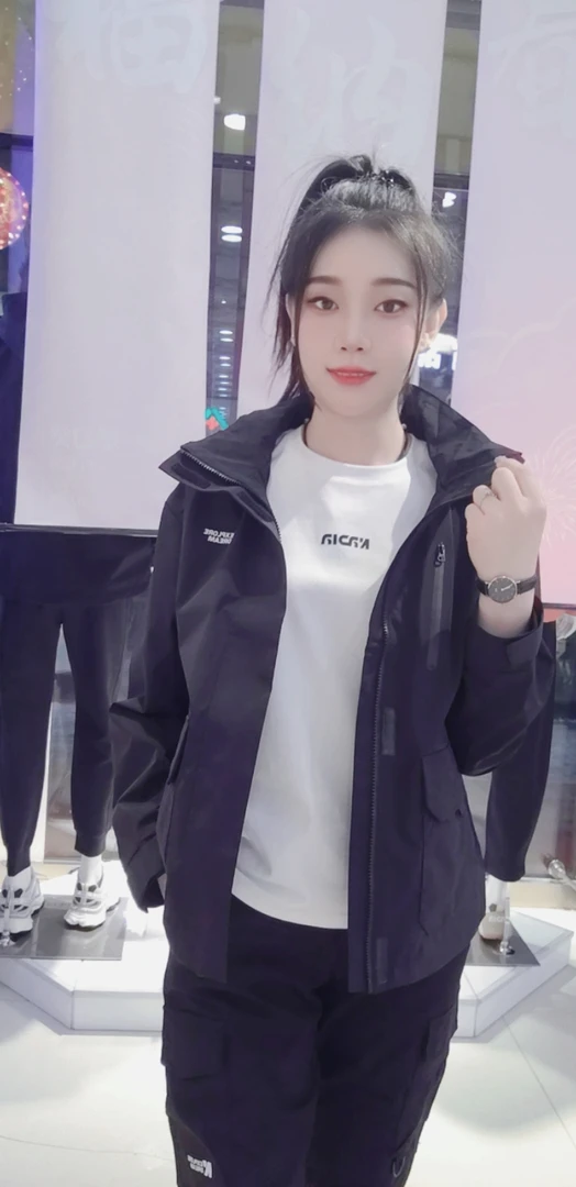 纳迪亚新品外套  简单大气，工装款式   上身效果特别好，穿着舒服