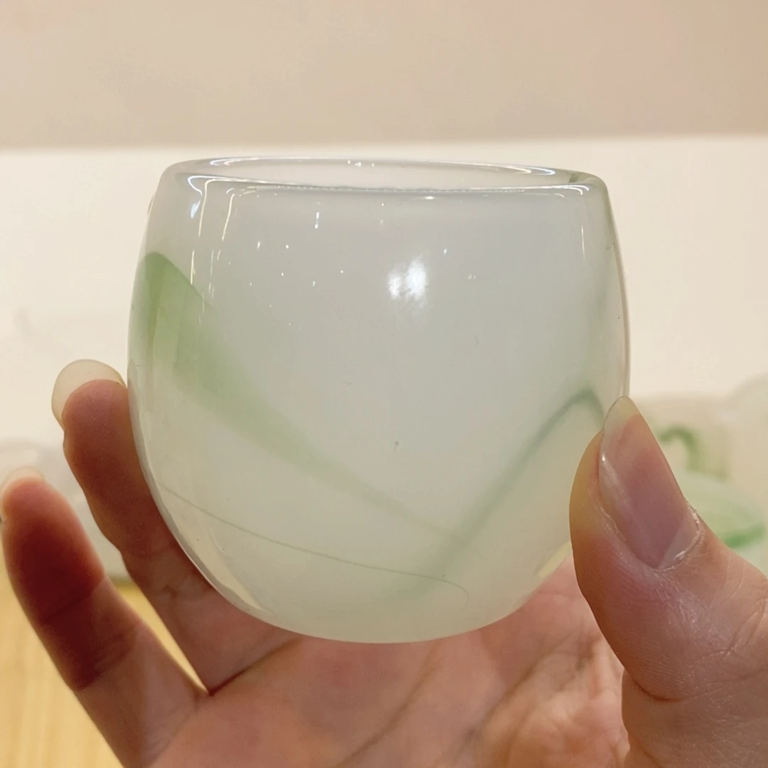 漂绿色琉璃主人杯