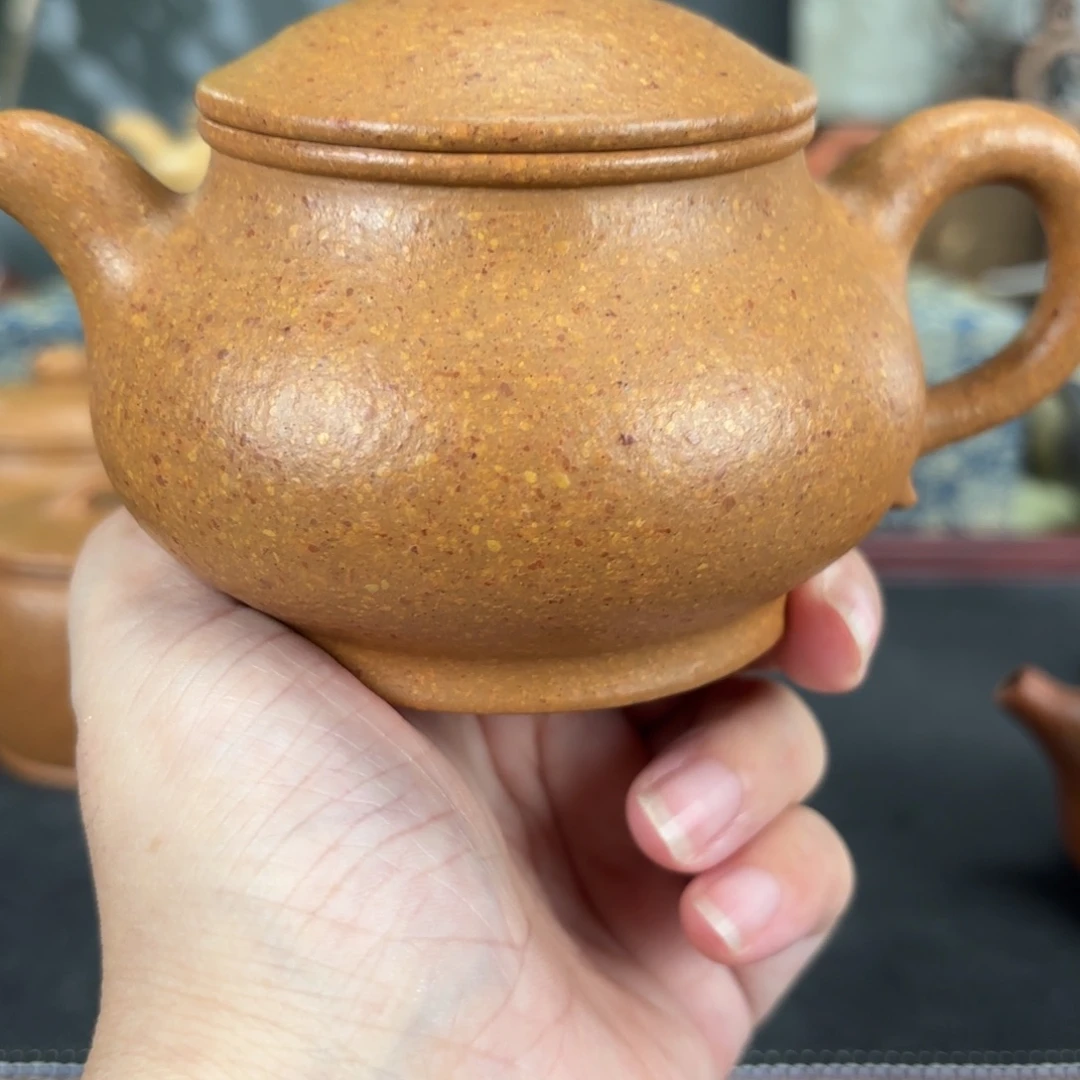 紫砂茶壶梨皮黄段潘壶230