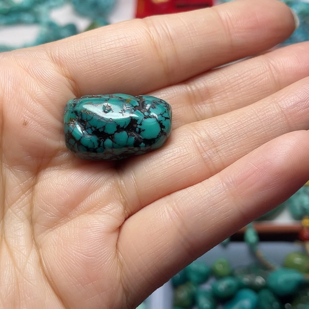 兰***苑绿松石未镶嵌手链