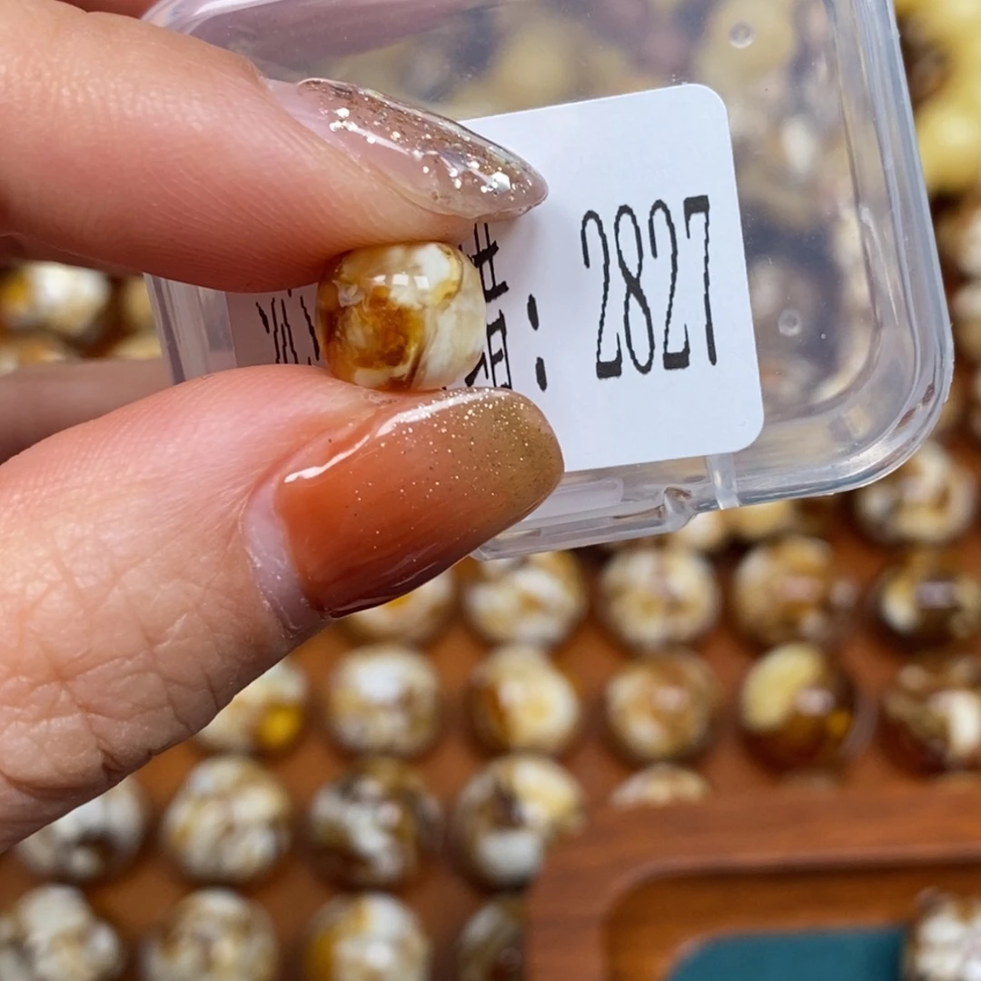 把件猴头核桃沁色圆珠老型2827