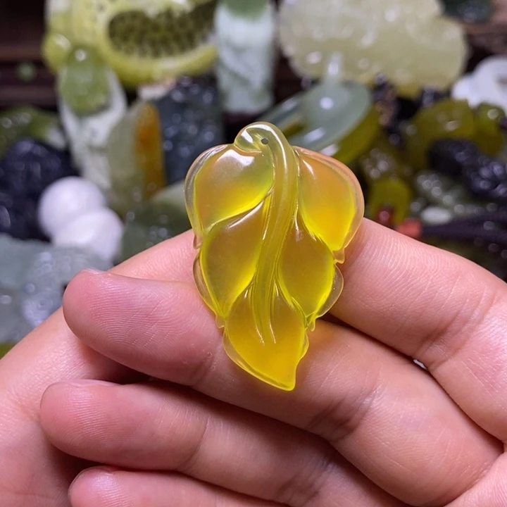 岫玉未镶嵌岫玉挂件