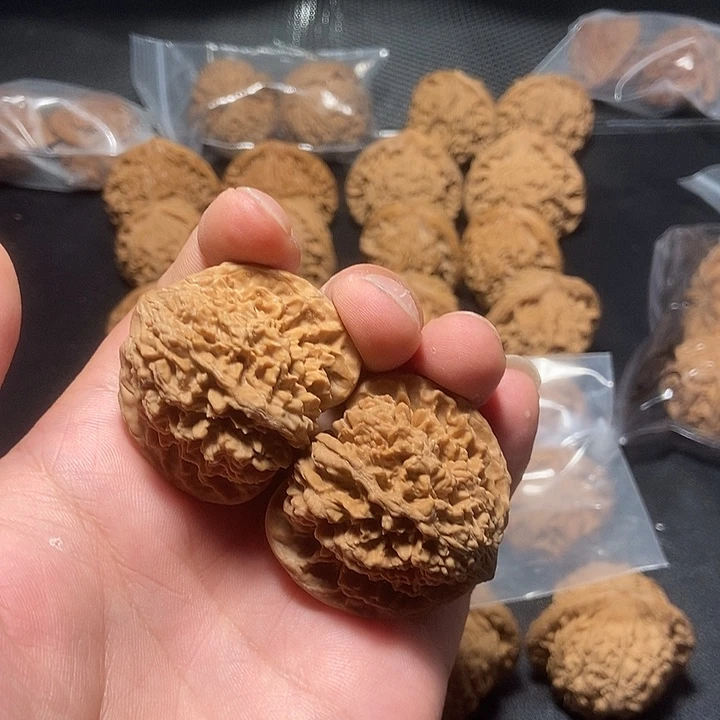 ****敬文玩核桃把件235775432