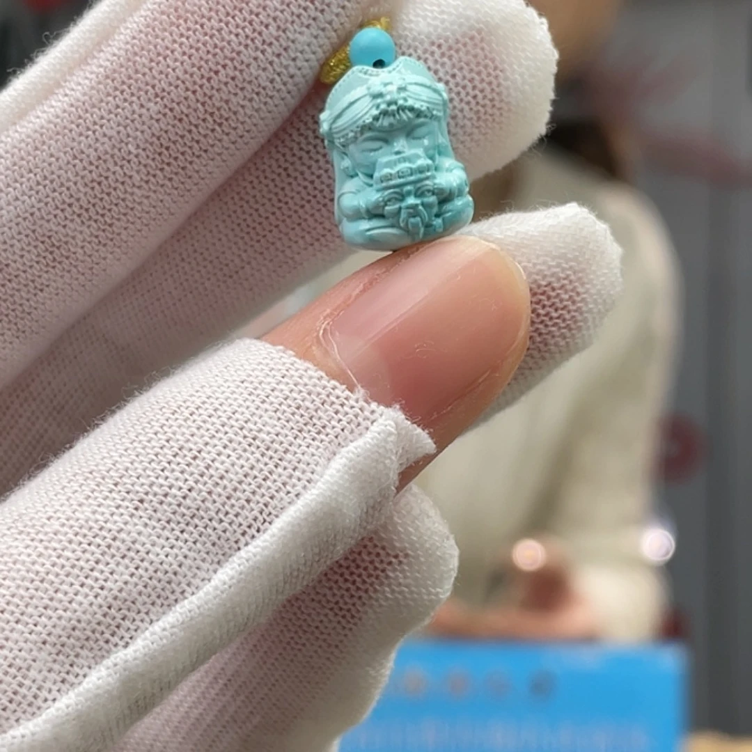 绿松石未镶嵌挂件