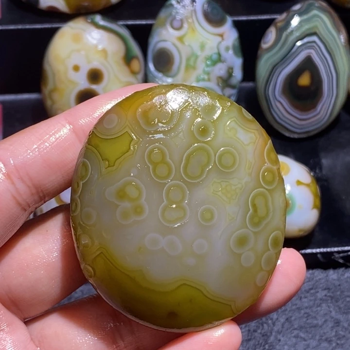 玛瑙/玉髓未镶嵌珠宝半成品15