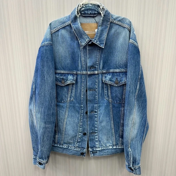 99新 Balenciaga/巴黎世家 蓝色牛仔外套 尺码：36 10190