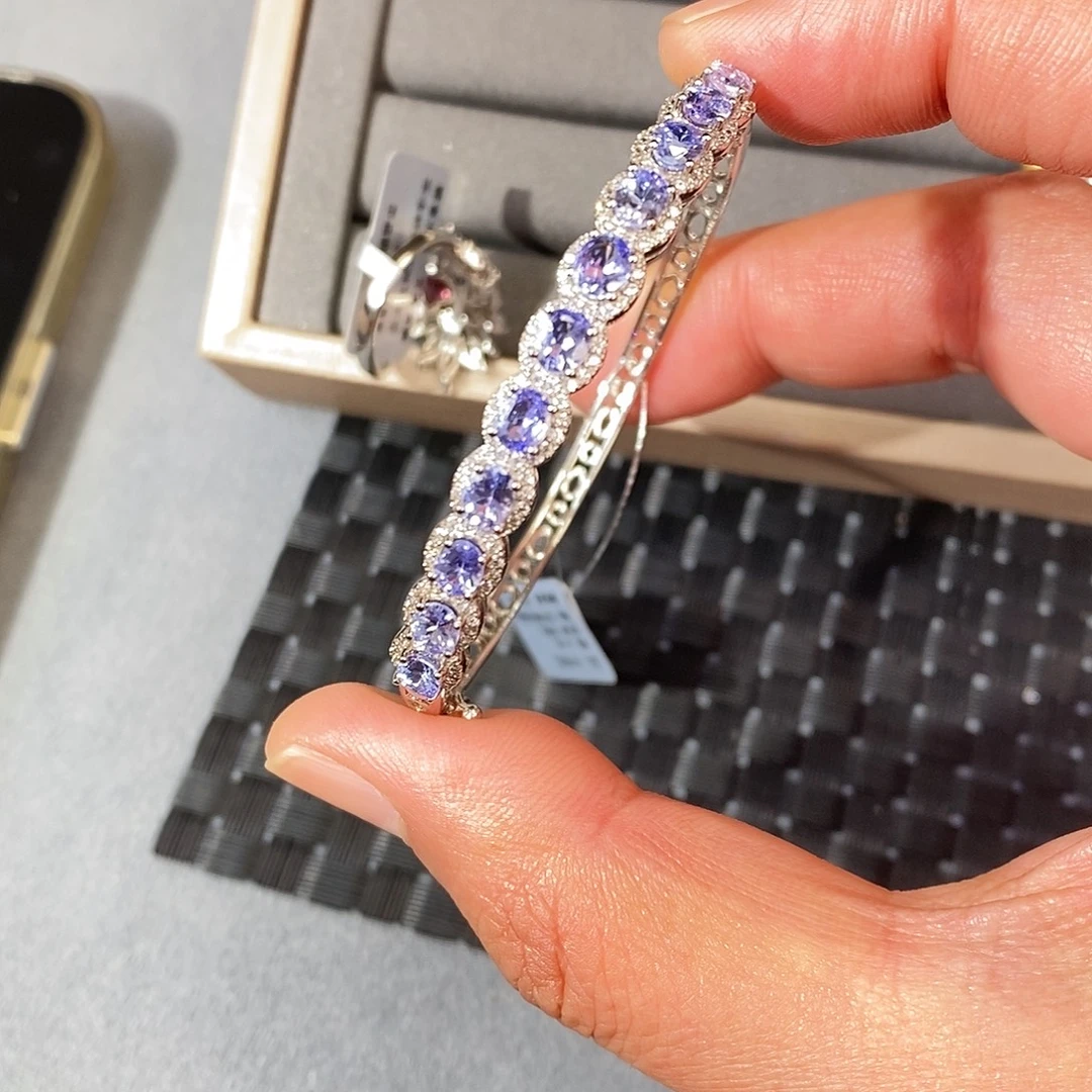 怼****坦桑石银S925镶嵌手镯