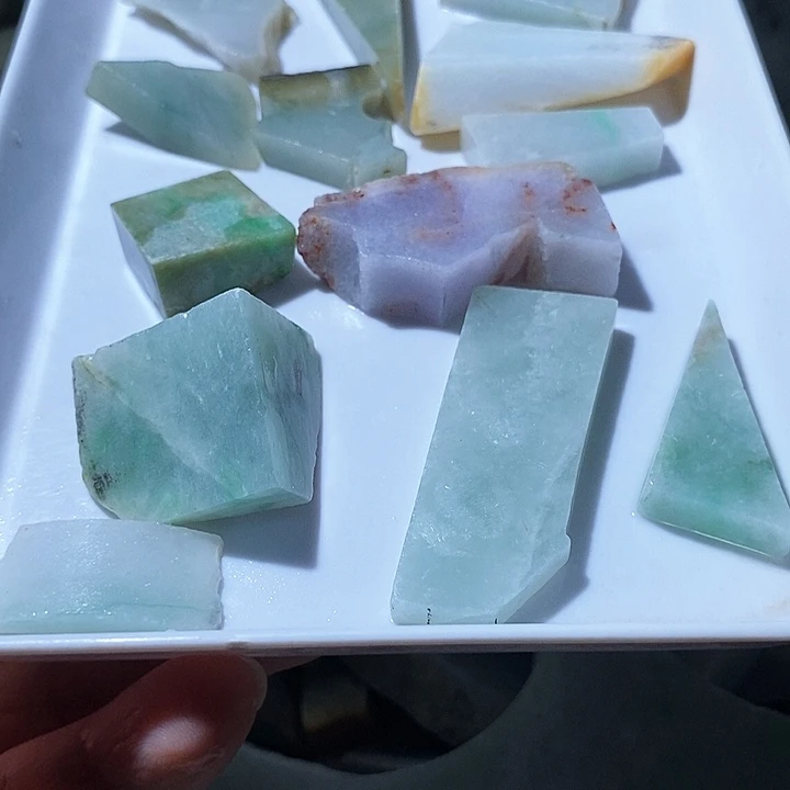 散珠翡翠边角料37