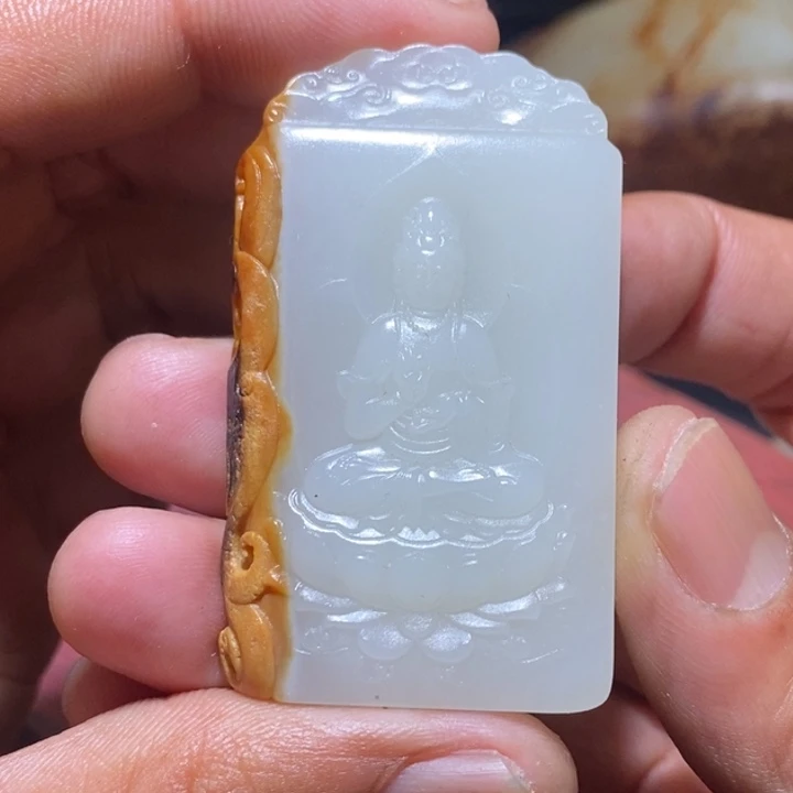 和田玉44克观音未镶嵌