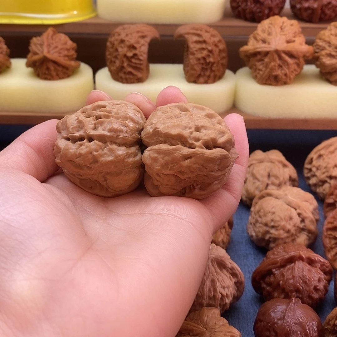 文玩核桃把件?*蛤蟆头