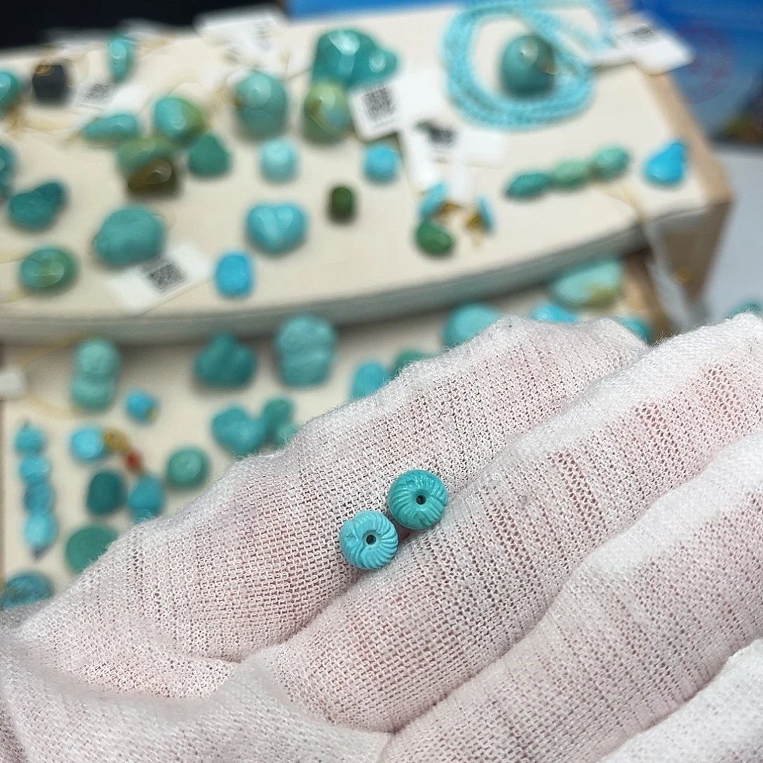 绿松石未镶嵌珠宝半成品