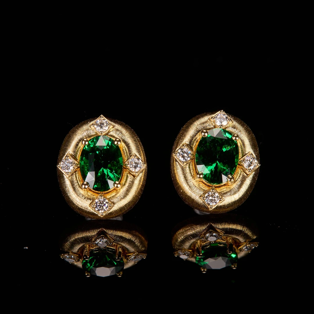 如苑珠宝18K金沙弗莱耳饰/1.17+1.21ct/GUILD/卡扎尼绿