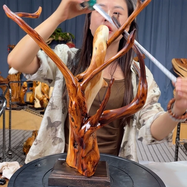 柏木（崖柏）随型飘枝