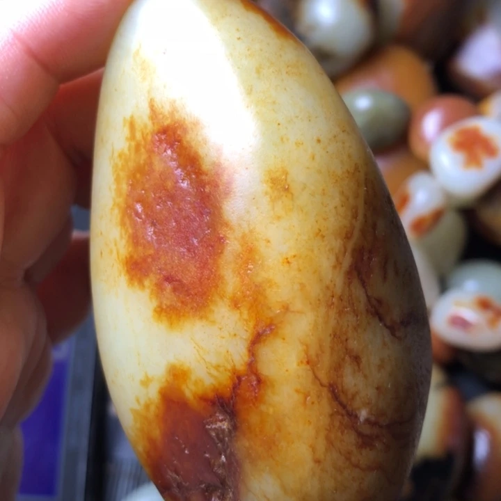 和田玉未镶嵌珠宝奇石