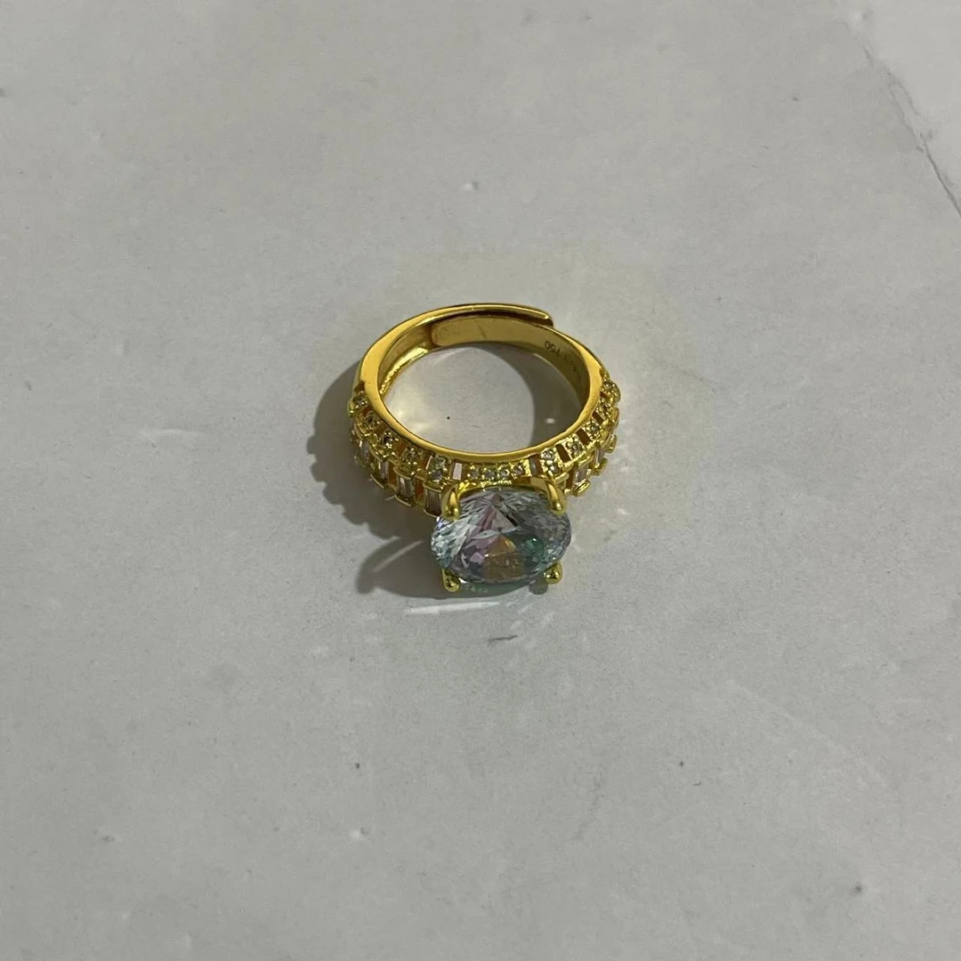 臻选戒指 经典百搭设计金色戒指WDA8801