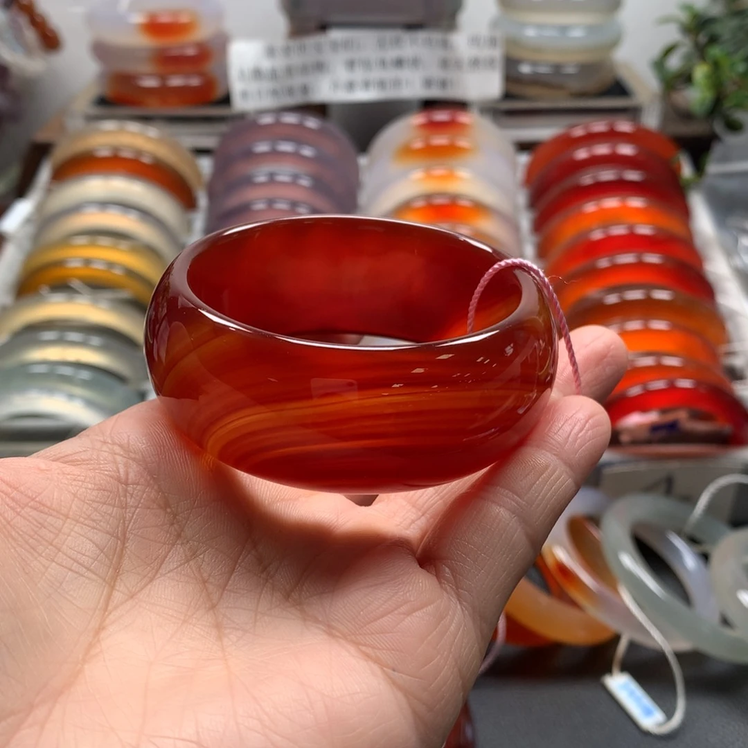 手镯玛瑙/玉髓未镶嵌?****子