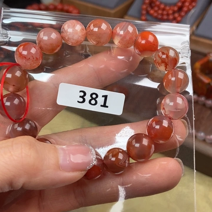 南红玛瑙未镶嵌颈饰