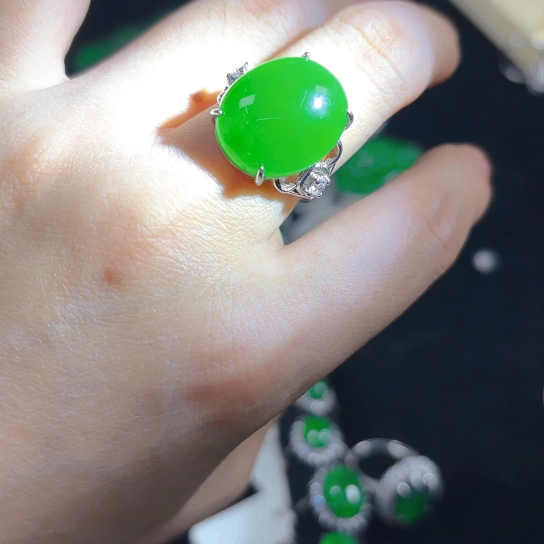 L***e翡翠银S925镶嵌吊坠(不含链)