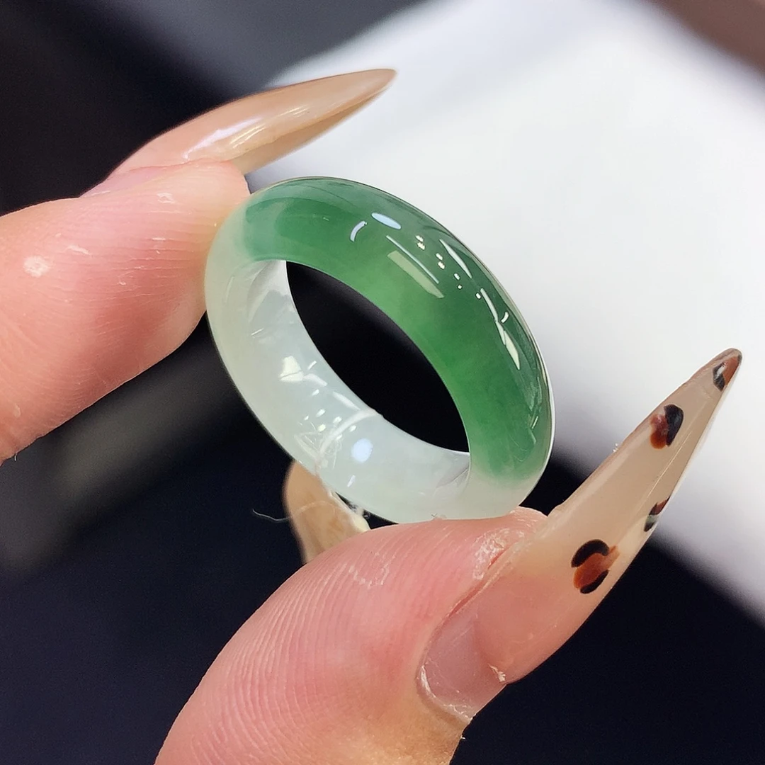 翡翠未镶嵌戒指15号