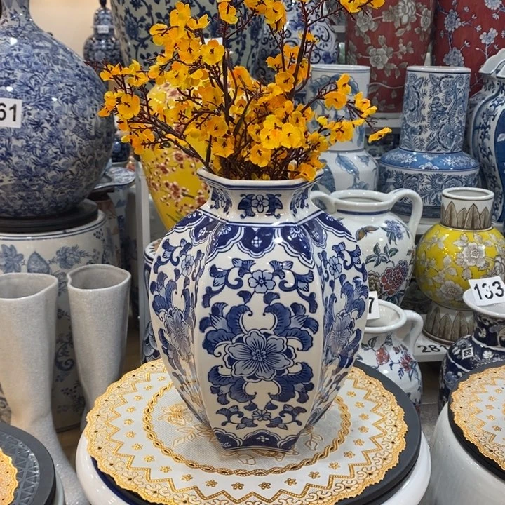 【闪购商品】摆件陶瓷花瓶摆件。。。