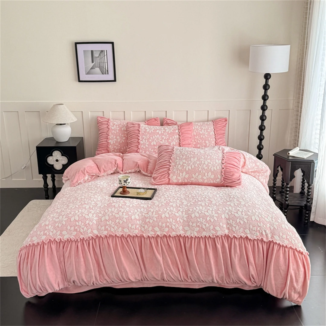 立体轻奢四件套床上用品冬季雕花加厚保暖牛奶双面加绒法兰绒被套