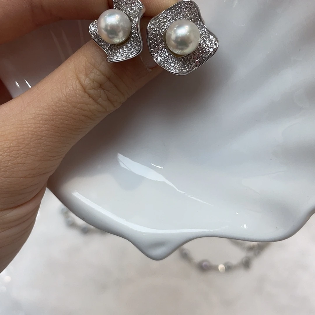 银S925镶嵌耳饰海水珍珠