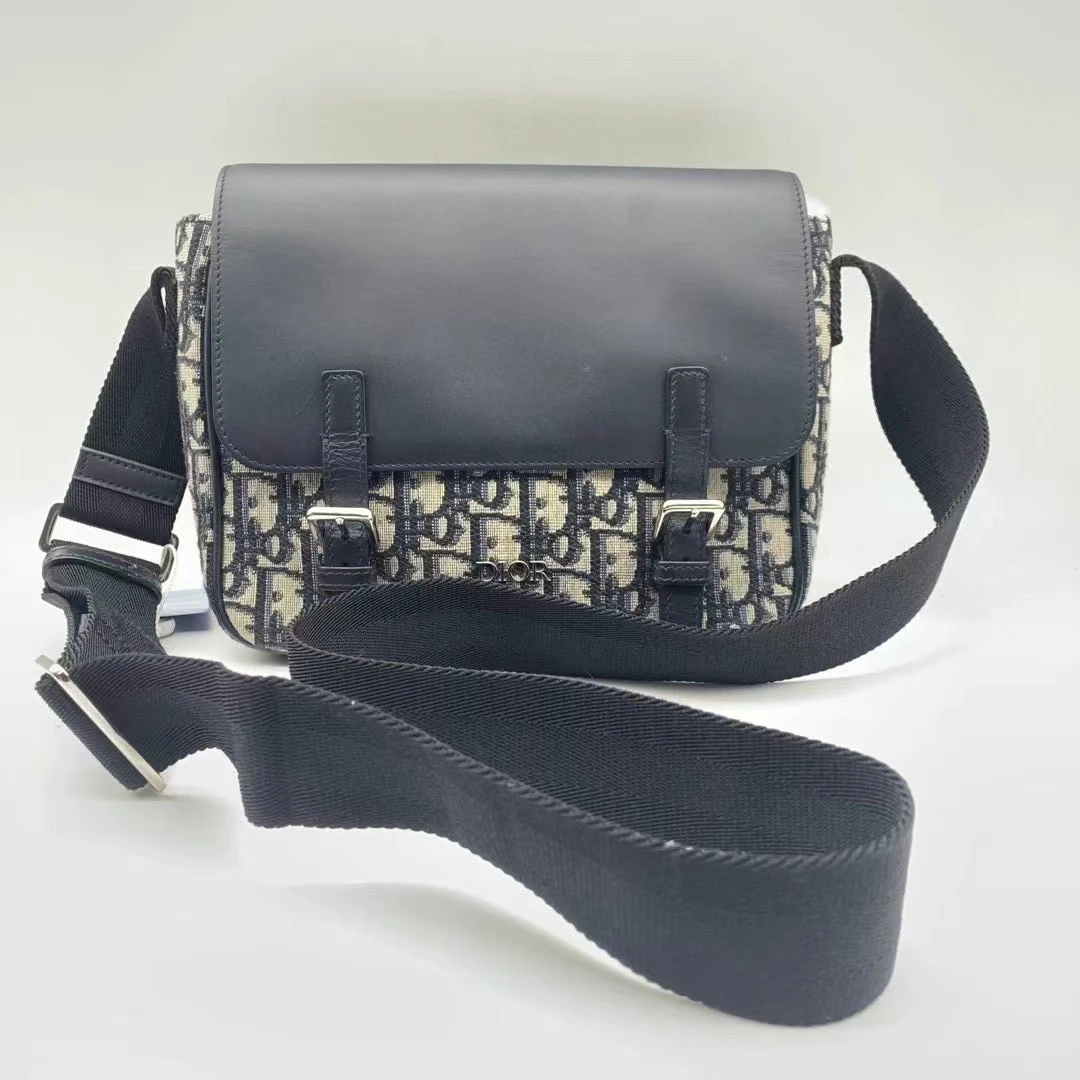 99新 DIOR/迪奥 迪奥双扣邮差包斜挎包老花