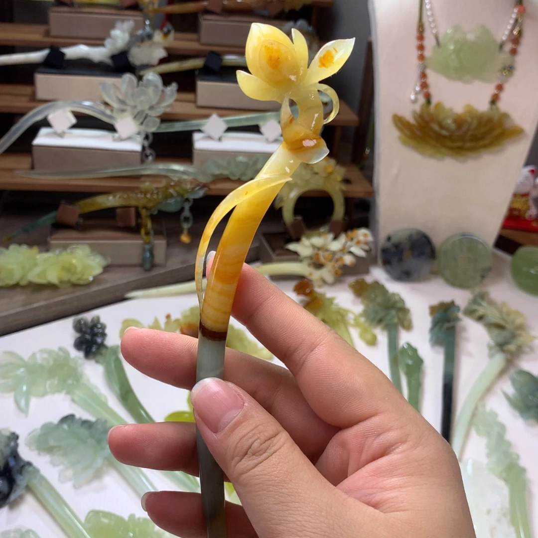 水****蛇纹石玉未镶嵌发饰