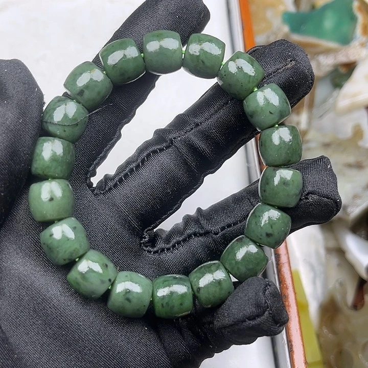 未镶嵌和田玉珠宝奇石