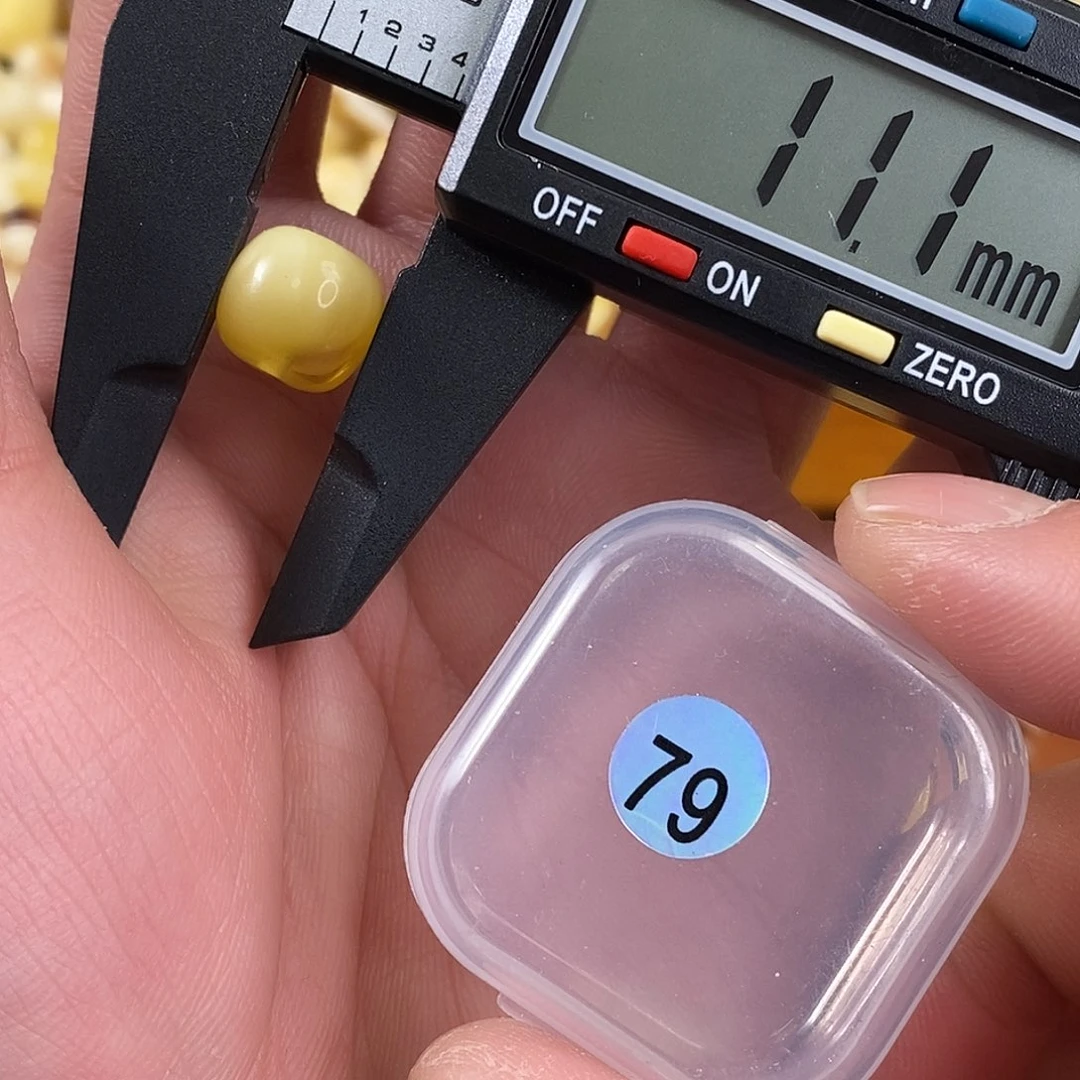 琥珀裸石未镶嵌微瑕