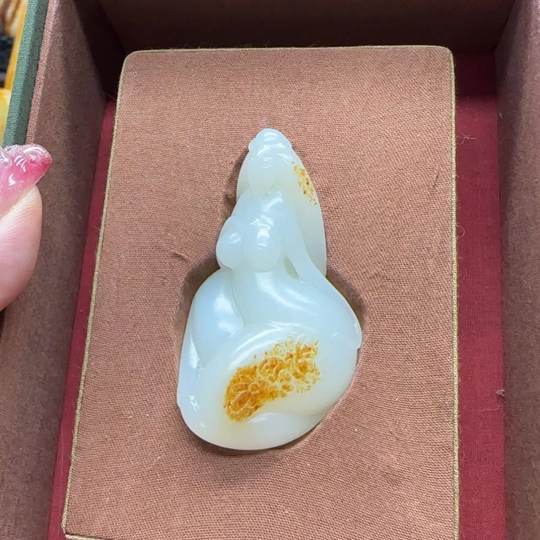 和田玉未镶嵌挂件