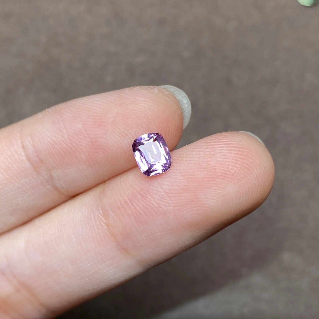 23T2933 无烧粉色蓝宝石 0.67克拉