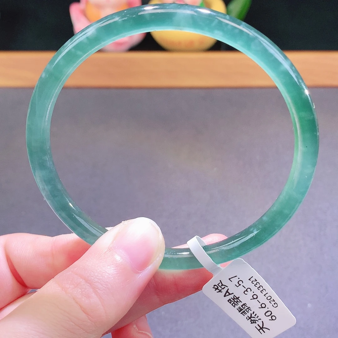 翡翠未镶嵌手镯天然翡翠