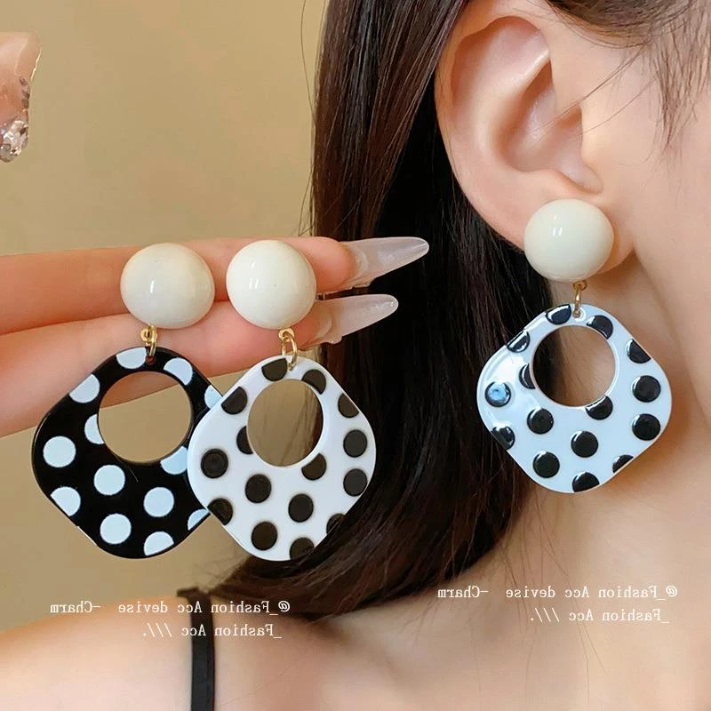 铜合金锆石耳饰 银针简约几何波点耳环韩系高级感气质耳坠个性时i