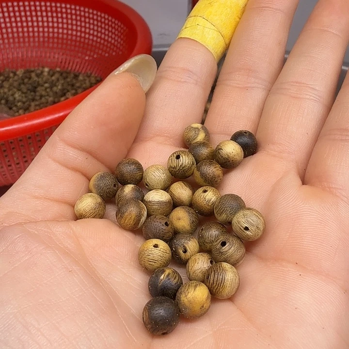 慕***思沉香沉香碎屑【梅子家】0.7花珠