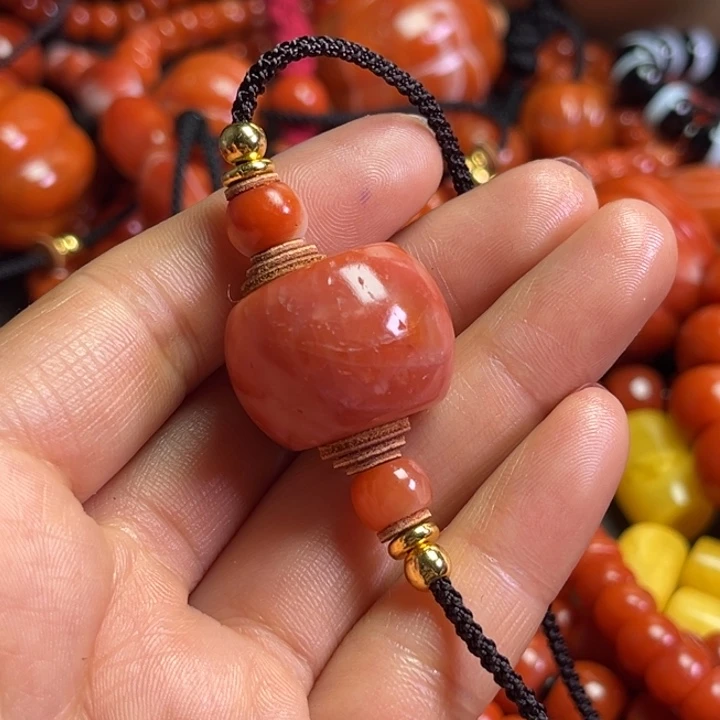 颈饰琉璃茂*琉璃……..