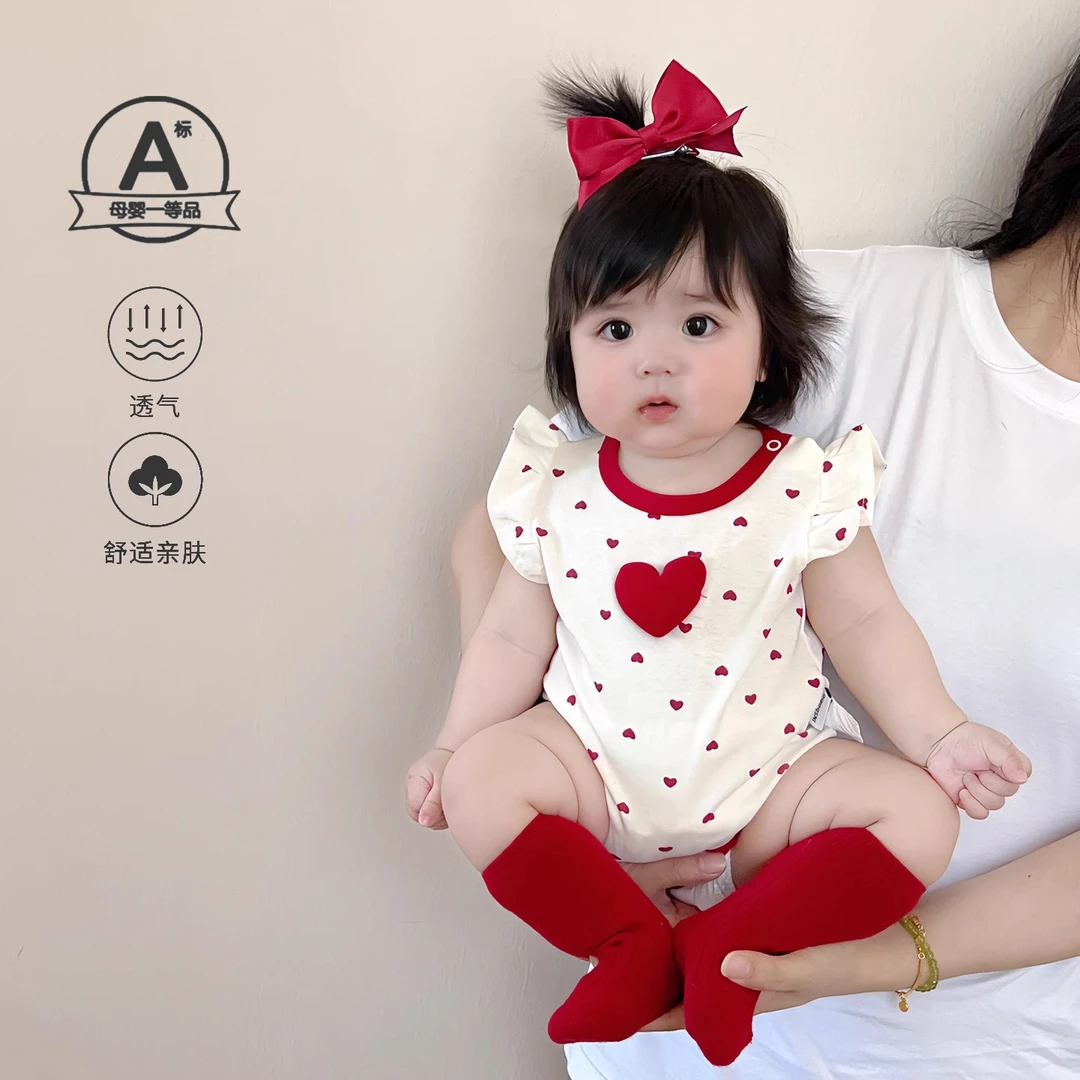 2025夏季婴儿衣服韩系洋气飞袖包屁哈衣小月龄女宝宝外出爬服