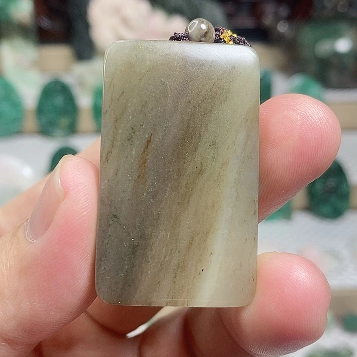 未镶嵌独山玉颈饰