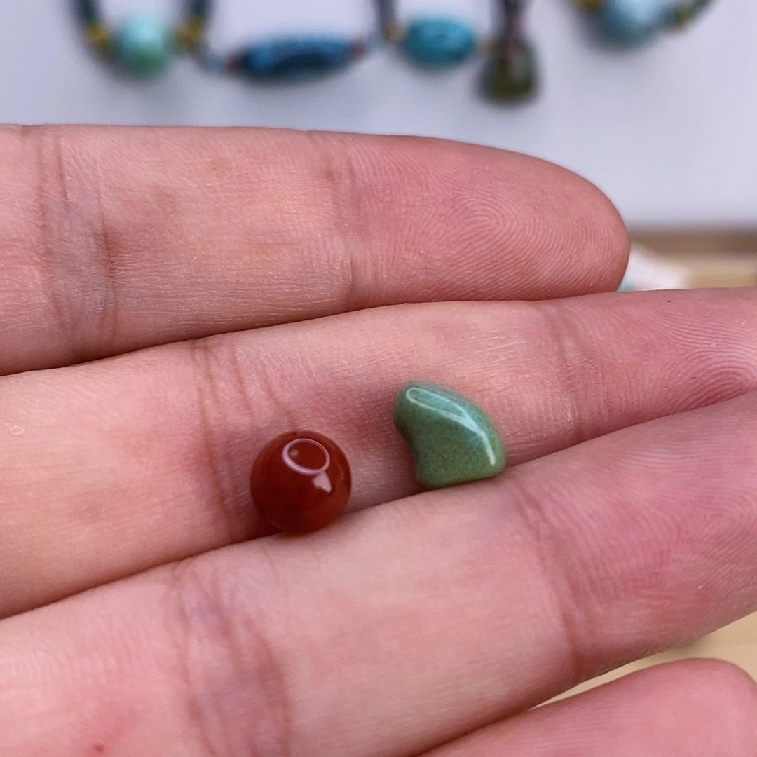 南红玛瑙未镶嵌珠宝奇石