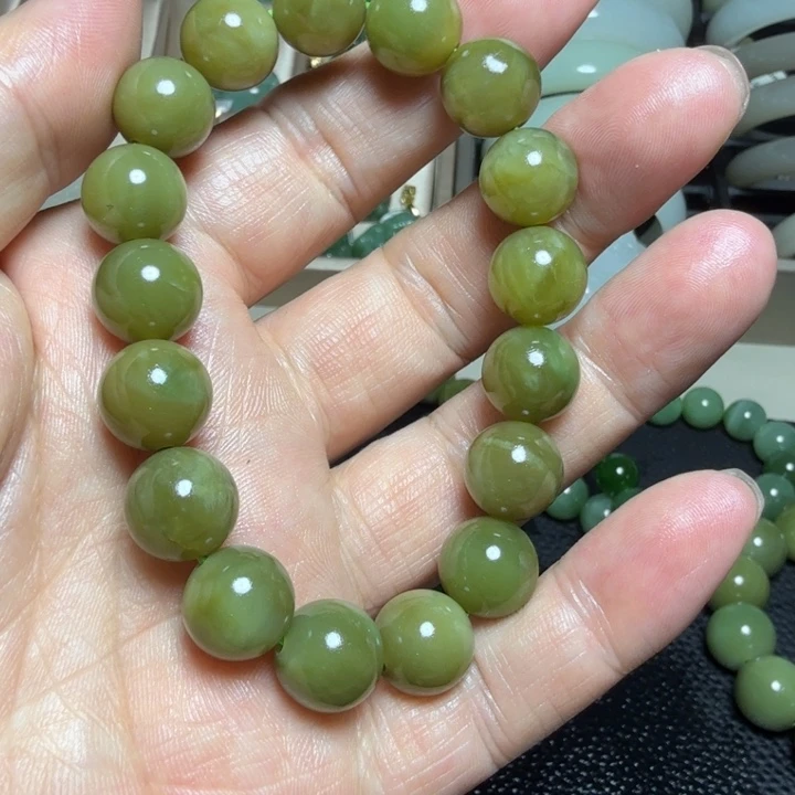 和田玉手串未镶嵌