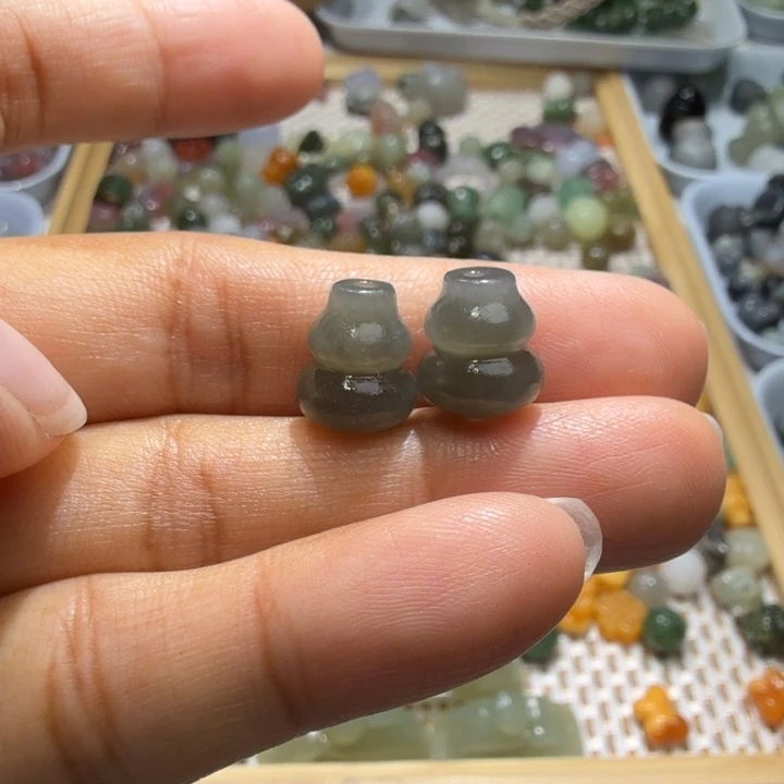 和田玉未镶嵌珠宝半成品